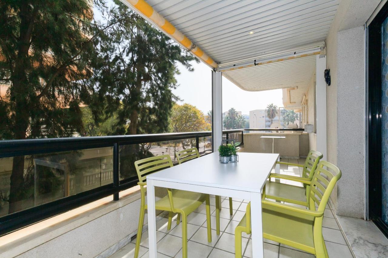 Uhc Cancun Apartments Salou Kültér fotó