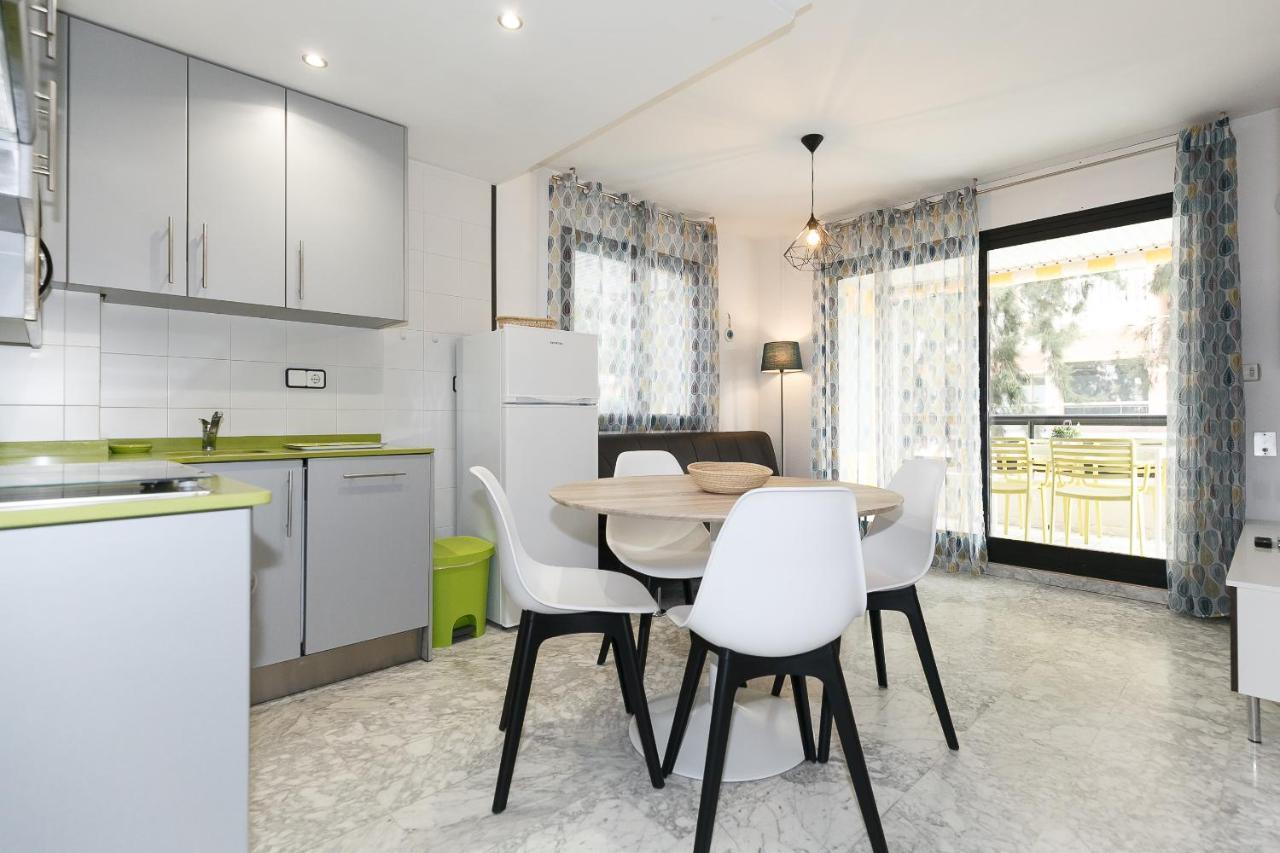 Uhc Cancun Apartments Salou Kültér fotó
