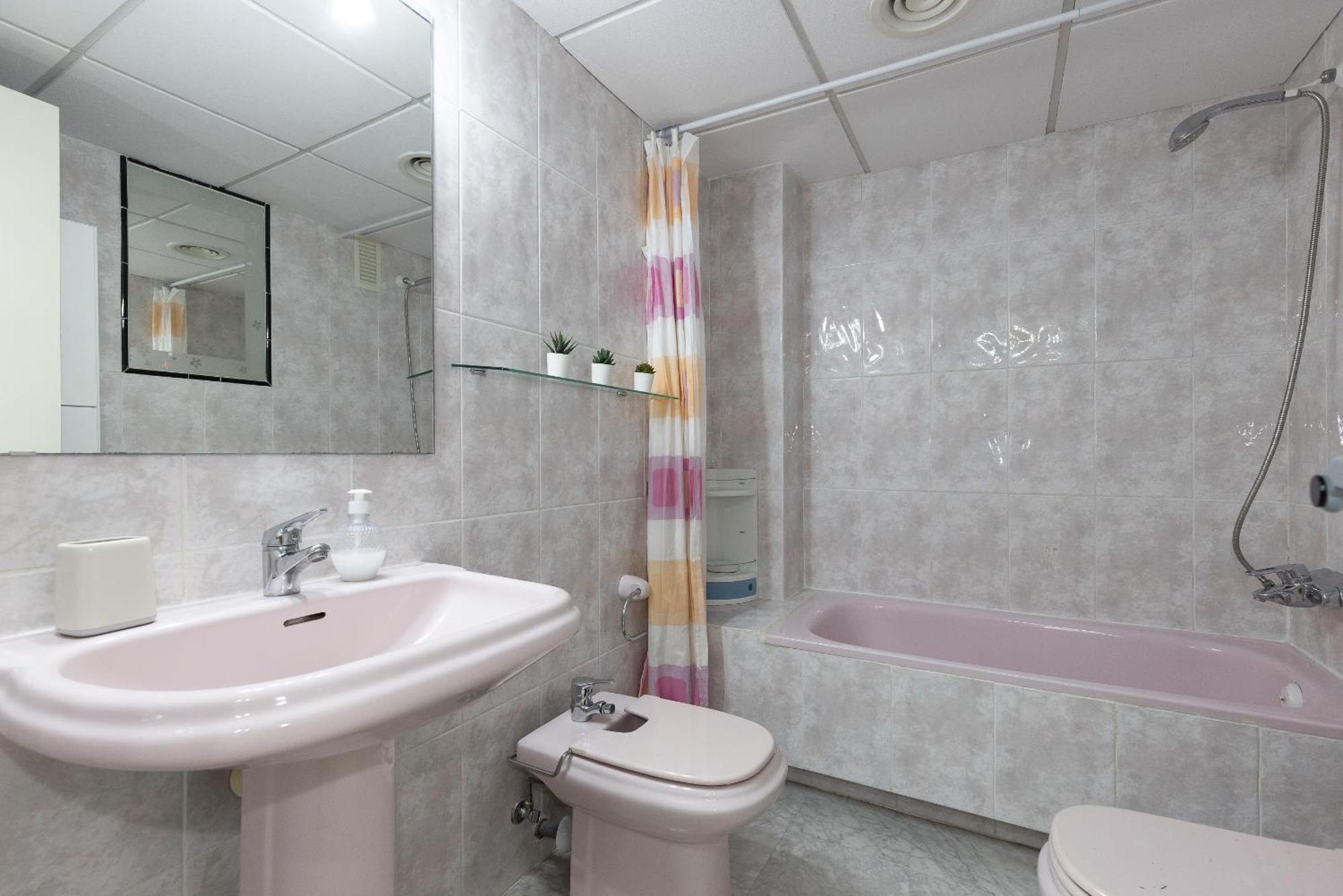 Uhc Cancun Apartments Salou Kültér fotó